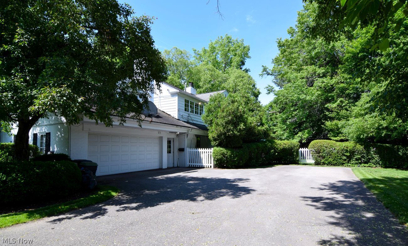 16201 S Woodland Road Shaker Heights OH 44120
