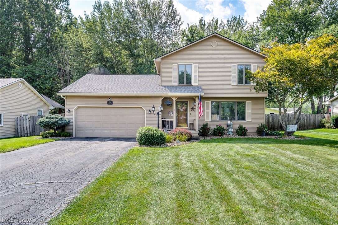 2760 Vollmer Drive Youngstown OH 44511