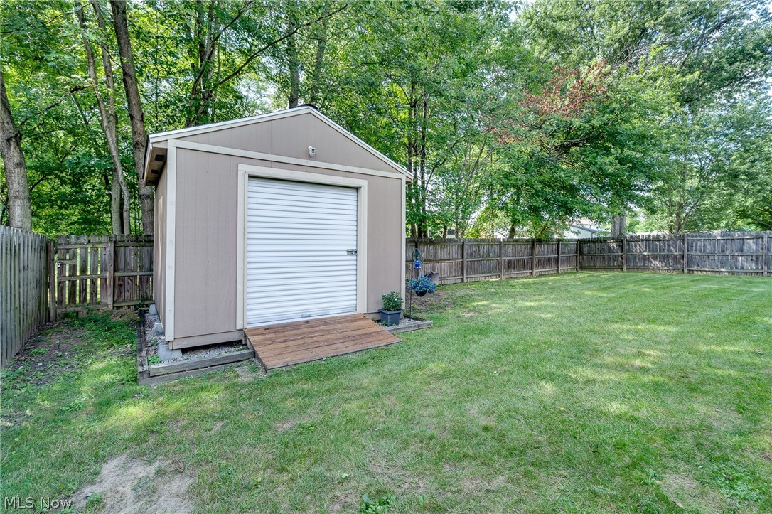 2760 Vollmer Drive Youngstown OH 44511