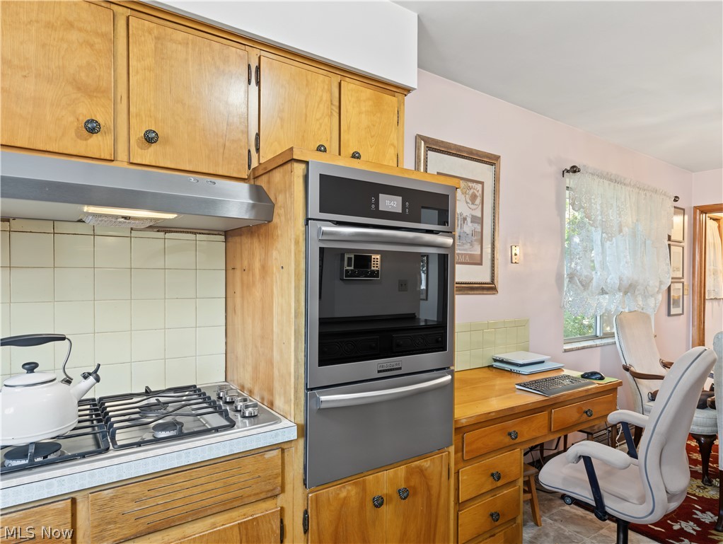 548 Gibbs Road Akron OH 44312