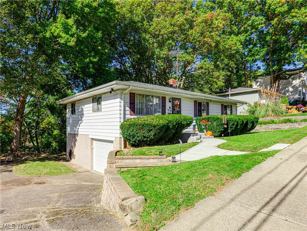 548 Gibbs Road Akron OH 44312