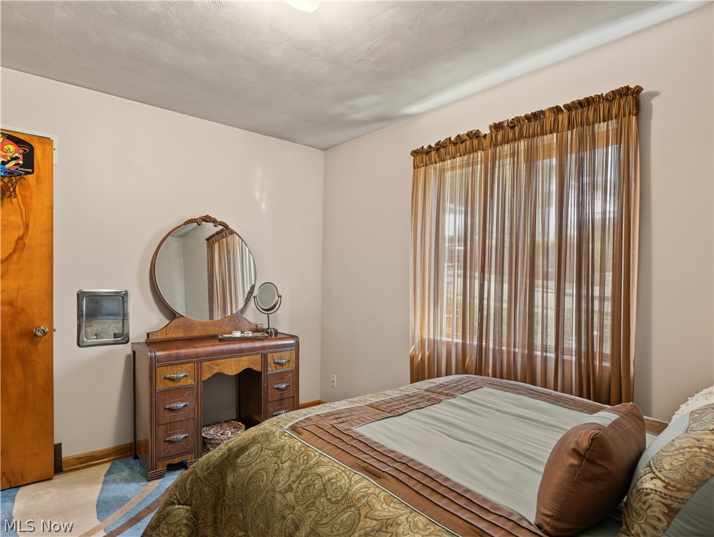 548 Gibbs Road Akron OH 44312