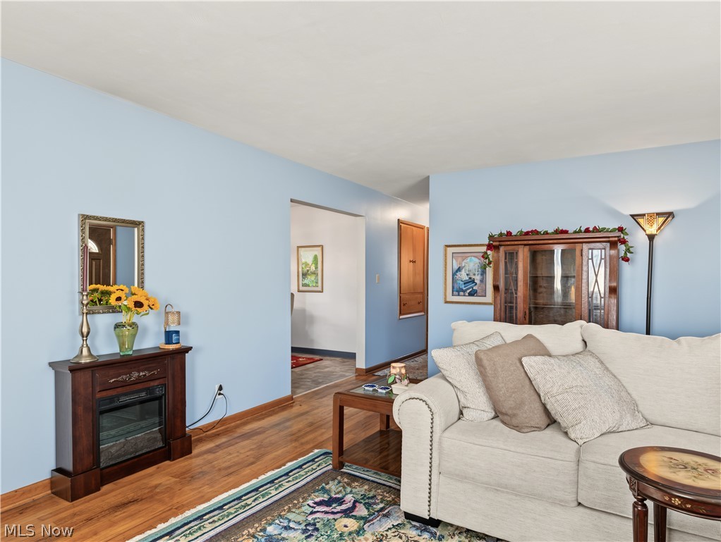 548 Gibbs Road Akron OH 44312