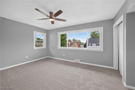 309 E Baird Avenue Barberton OH 44203