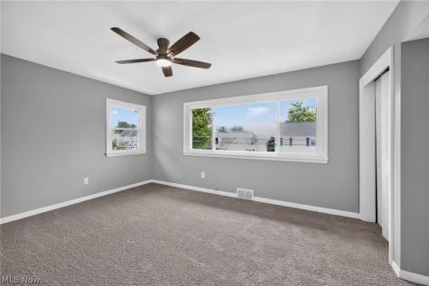 309 E Baird Avenue Barberton OH 44203