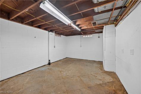 309 E Baird Avenue Barberton OH 44203