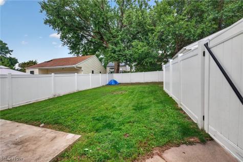 309 E Baird Avenue Barberton OH 44203
