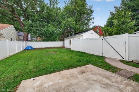 309 E Baird Avenue Barberton OH 44203