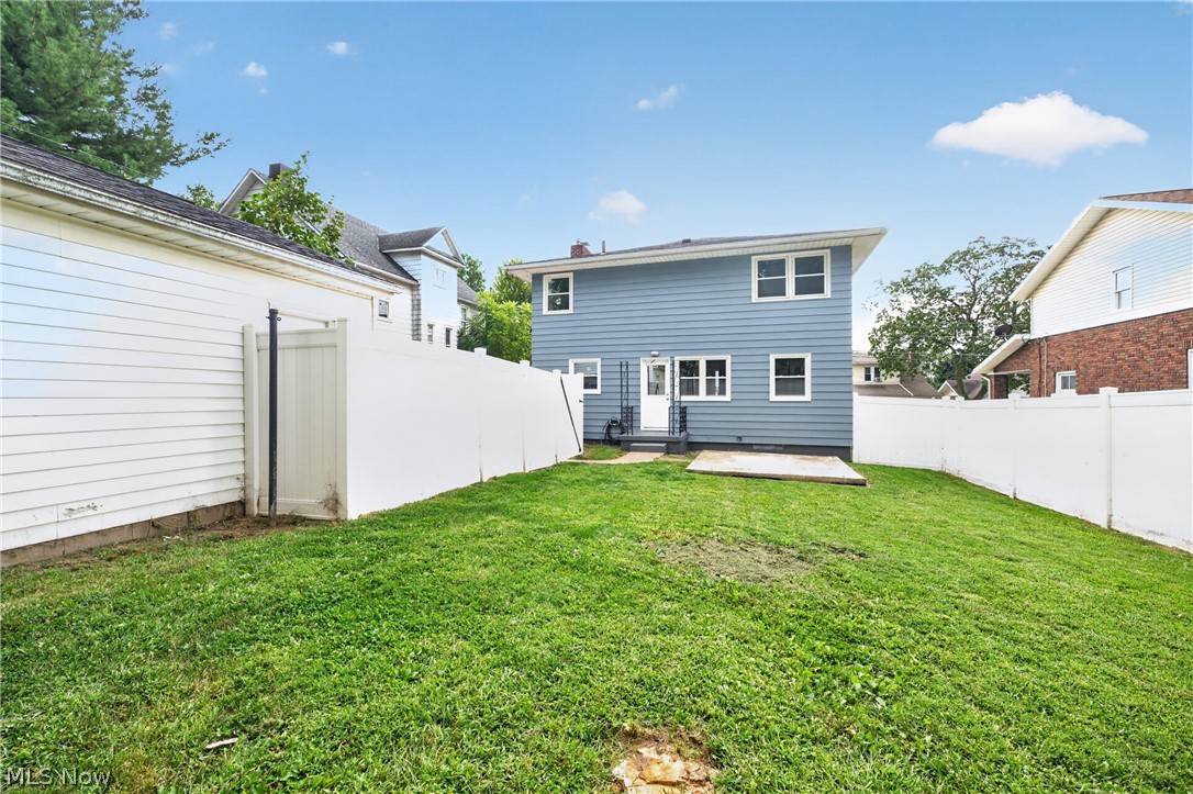 309 E Baird Avenue Barberton OH 44203