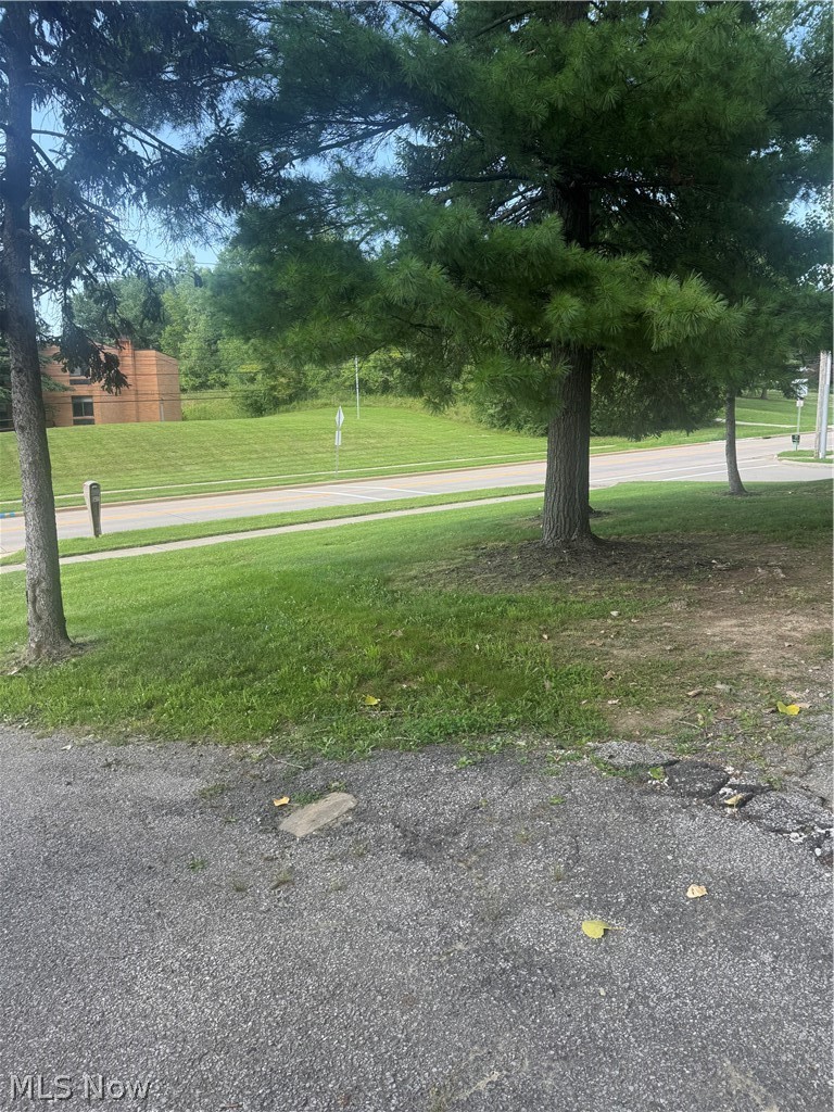20274 Emery Road North Randall OH 44128