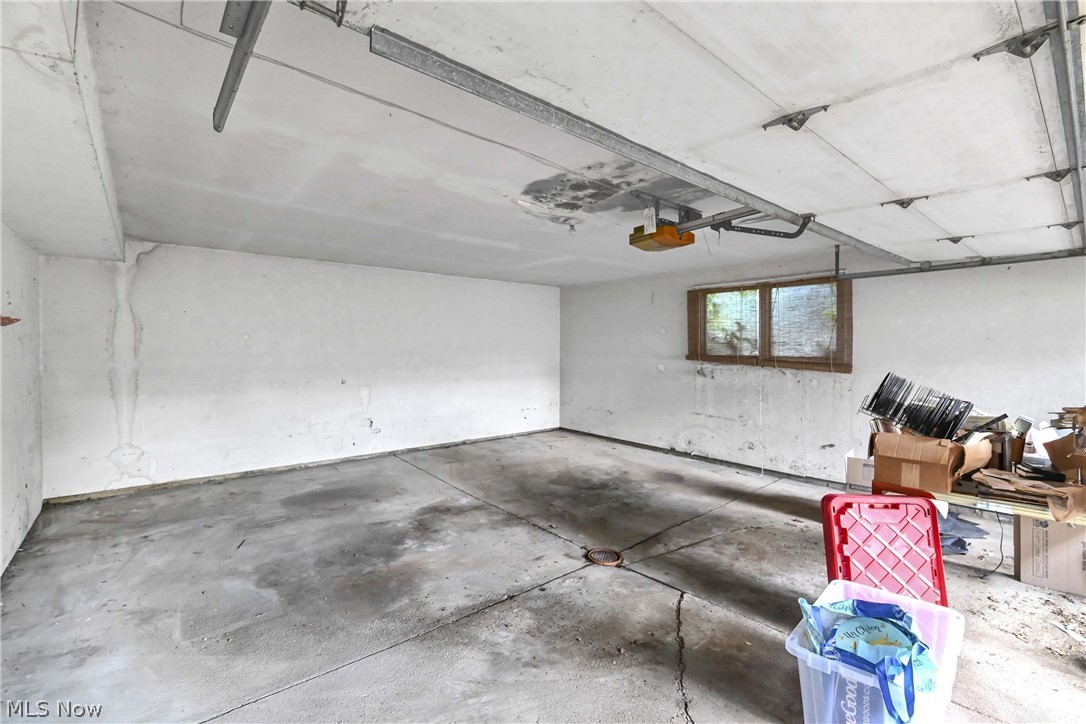 5392 Meadow Wood Boulevard Lyndhurst OH 44124
