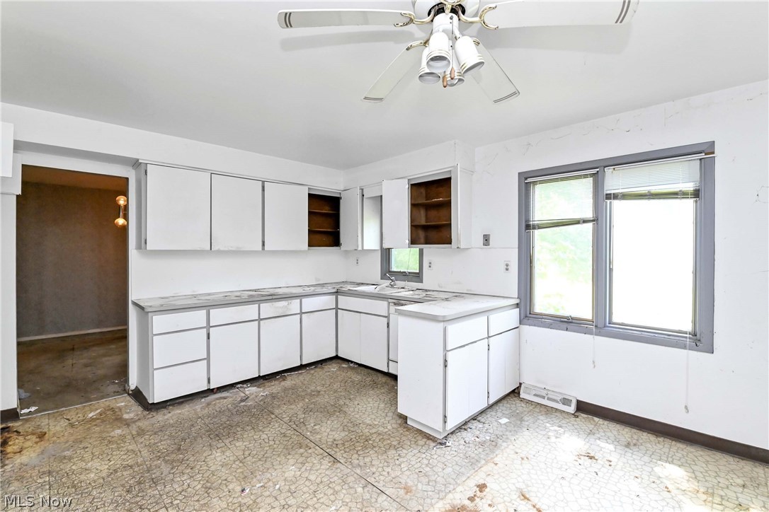 5392 Meadow Wood Boulevard Lyndhurst OH 44124