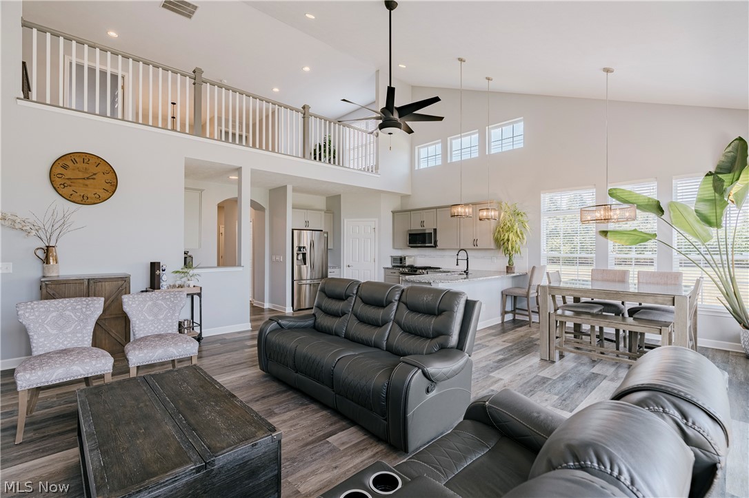 6255 N Pointe Drive Pepper Pike OH 44124