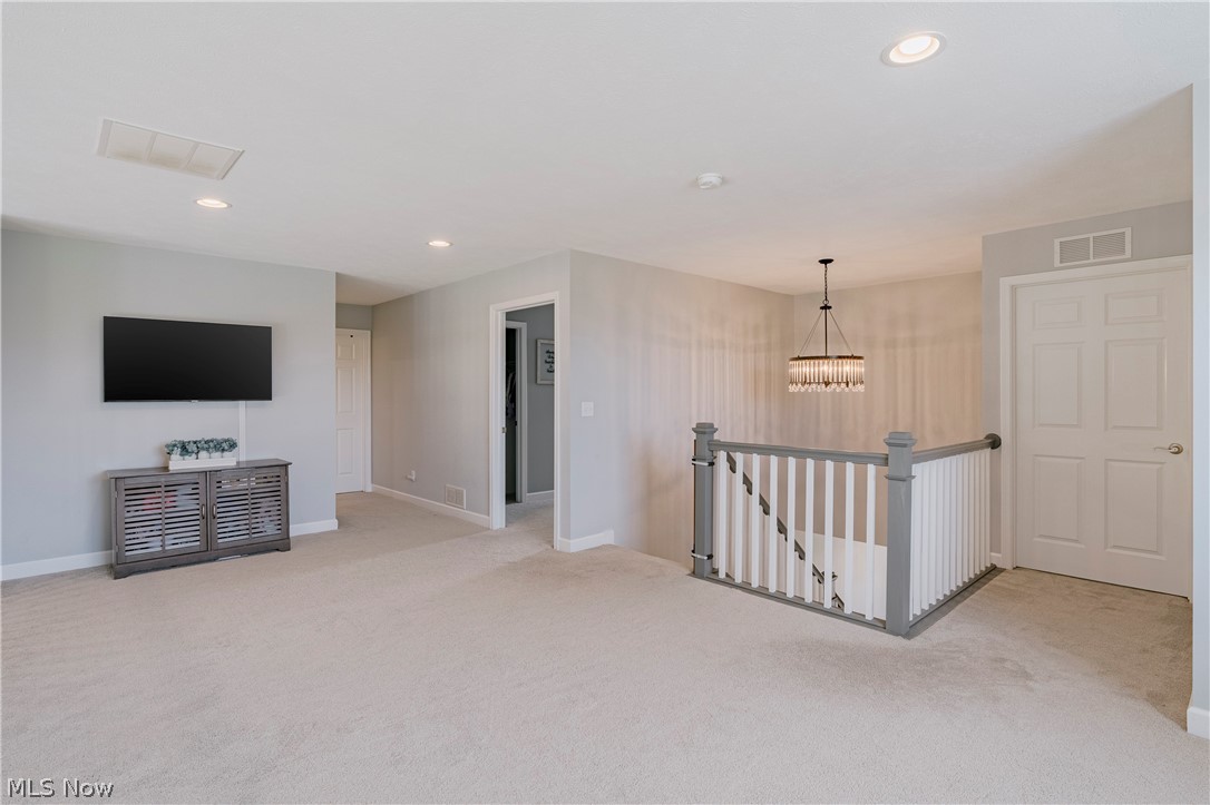 6255 N Pointe Drive Pepper Pike OH 44124