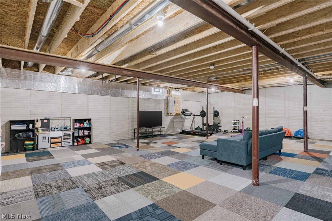 6255 N Pointe Drive Pepper Pike OH 44124