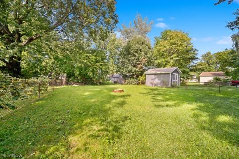 687 Elyria Avenue Amherst OH 44001