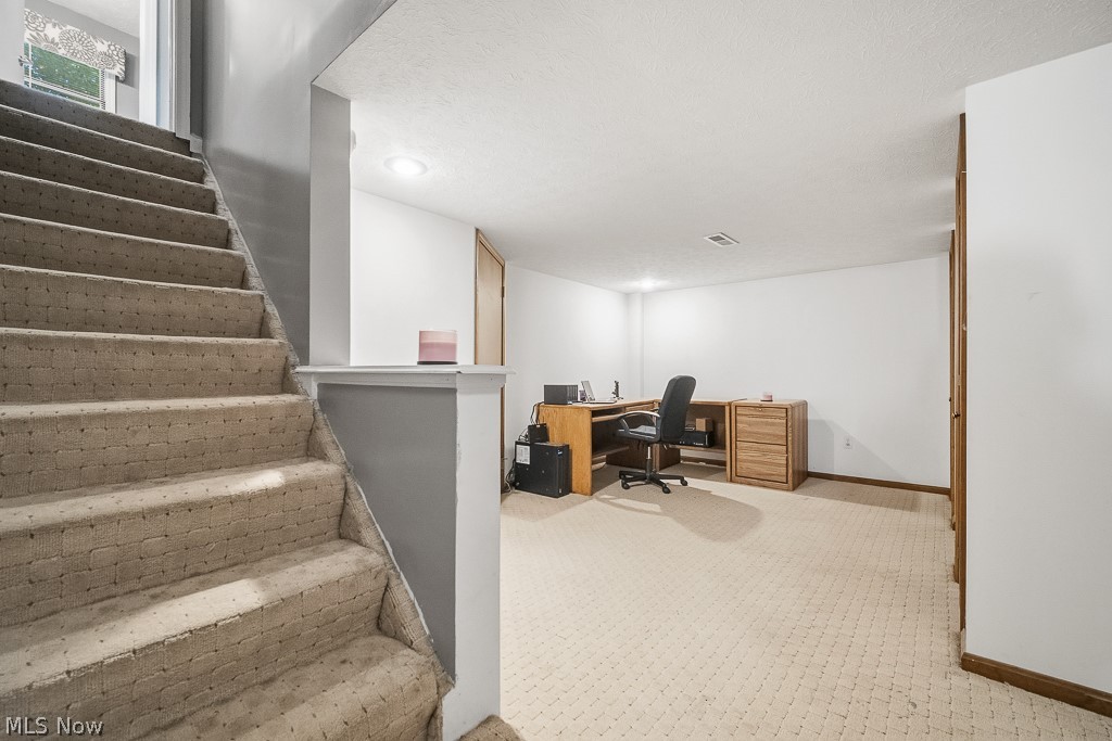 687 Elyria Avenue Amherst OH 44001
