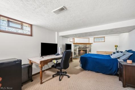 687 Elyria Avenue Amherst OH 44001