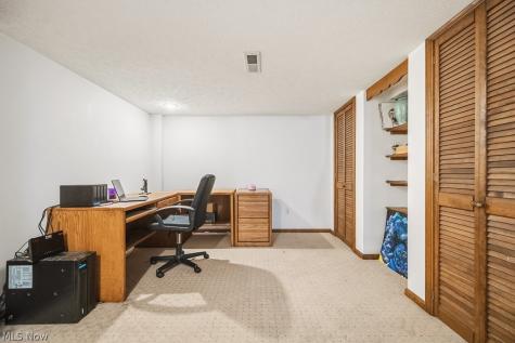 687 Elyria Avenue Amherst OH 44001