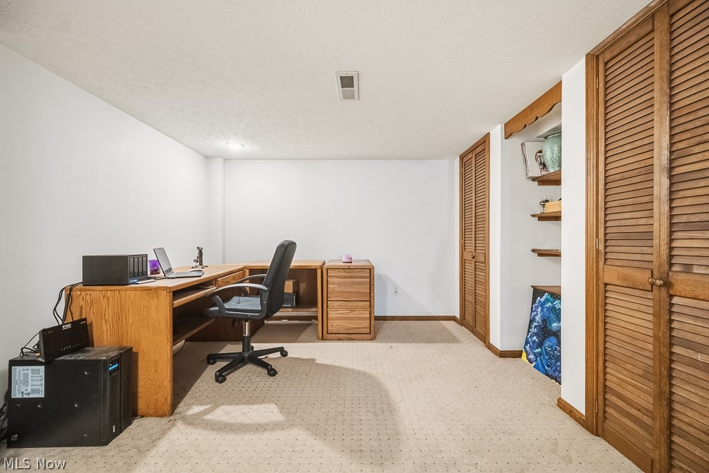 687 Elyria Avenue Amherst OH 44001