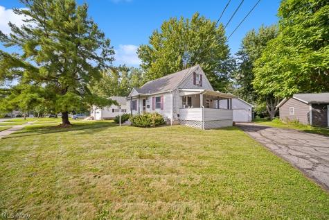 687 Elyria Avenue Amherst OH 44001