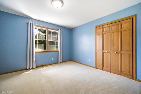 6963 Crestview Drive Brecksville OH 44141