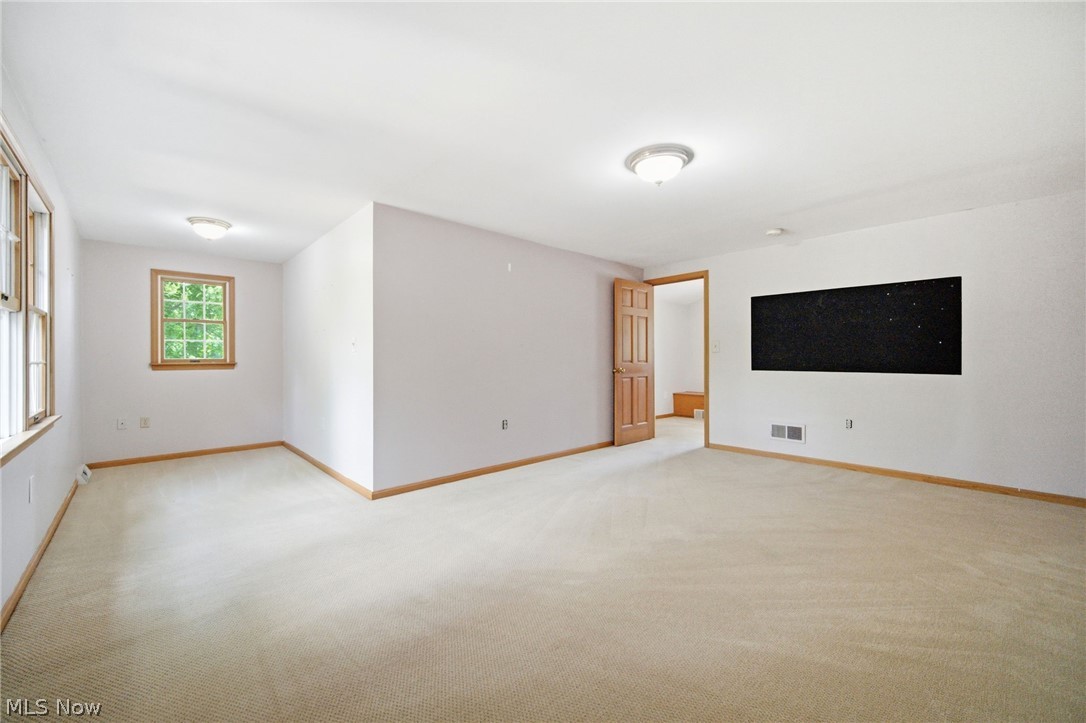 6963 Crestview Drive Brecksville OH 44141