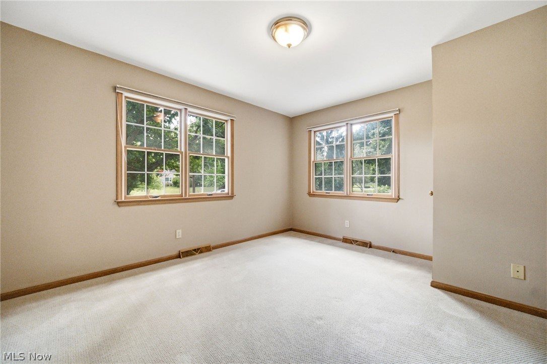 6963 Crestview Drive Brecksville OH 44141