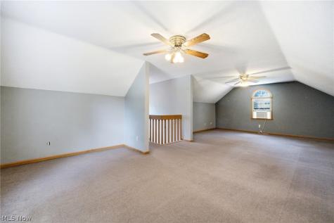 6963 Crestview Drive Brecksville OH 44141