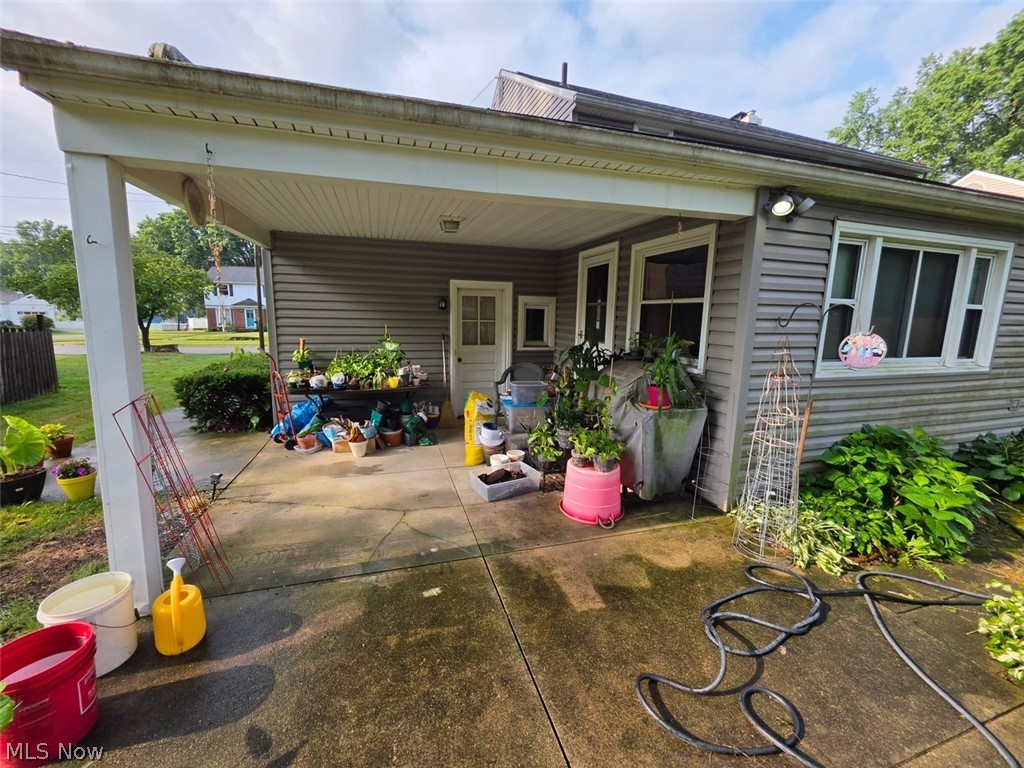1785 Kingsley Avenue Akron OH 44313