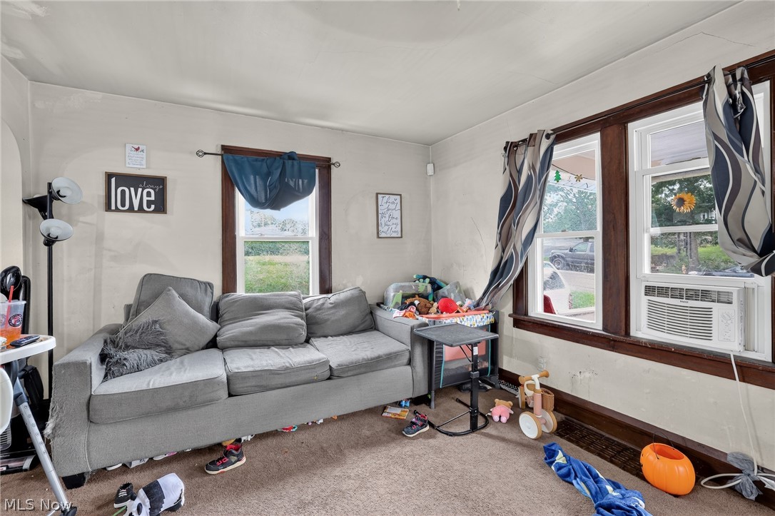357 W 5th Street Salem OH 44460