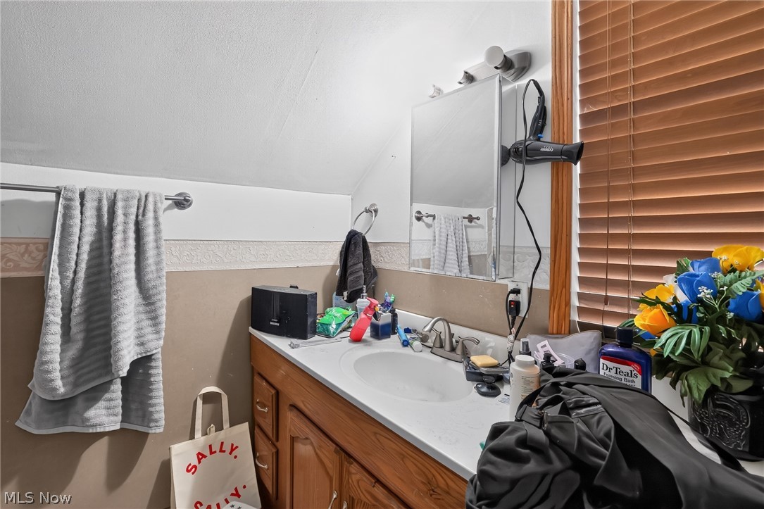 357 W 5th Street Salem OH 44460