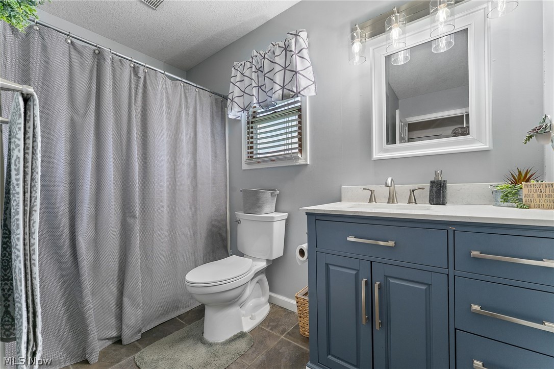 224 Misty Woods Court Struthers OH 44471
