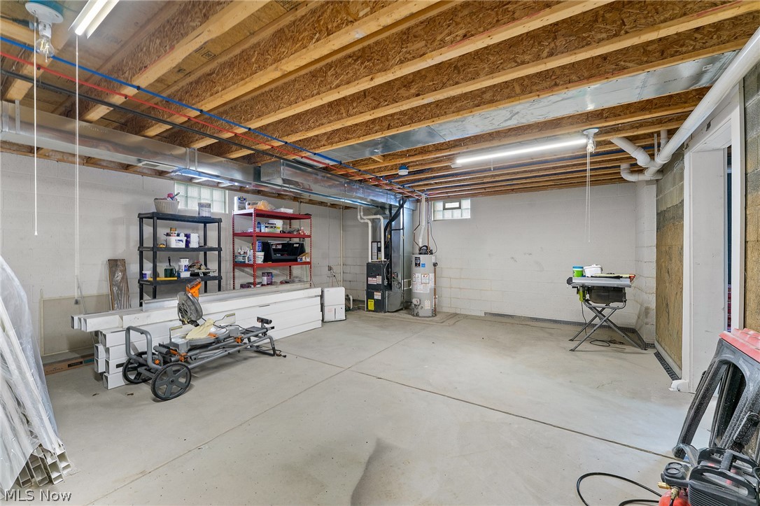 224 Misty Woods Court Struthers OH 44471