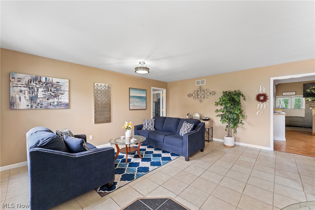 224 Misty Woods Court Struthers OH 44471