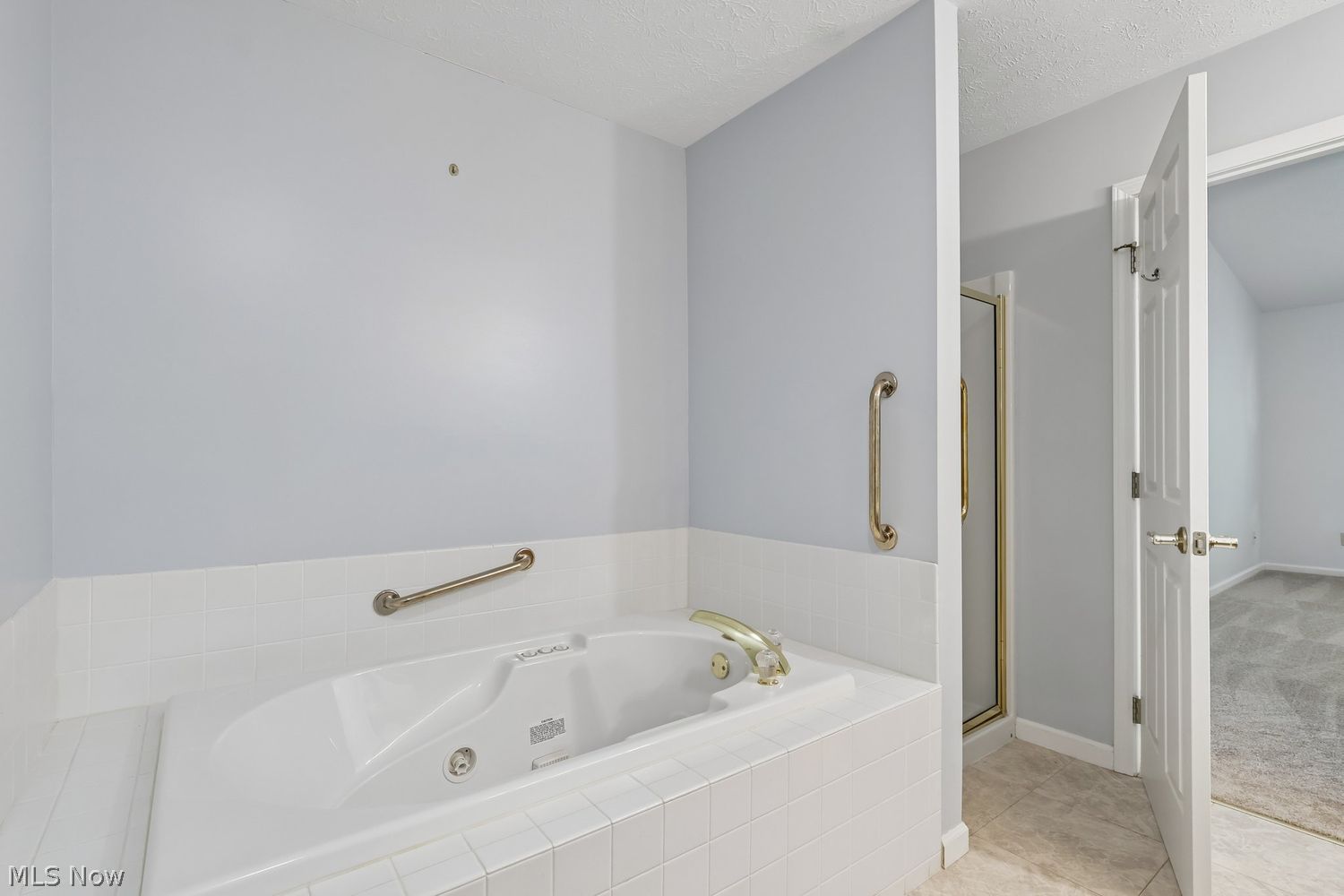 7537 Hillbrook Oval Brecksville OH 44141