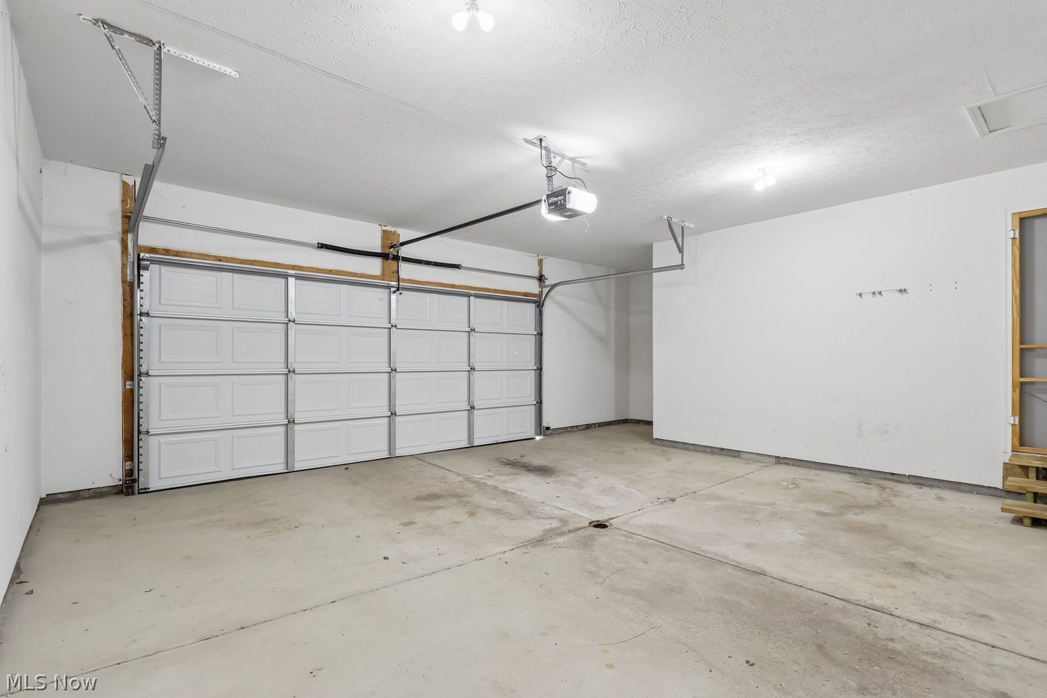 7537 Hillbrook Oval Brecksville OH 44141