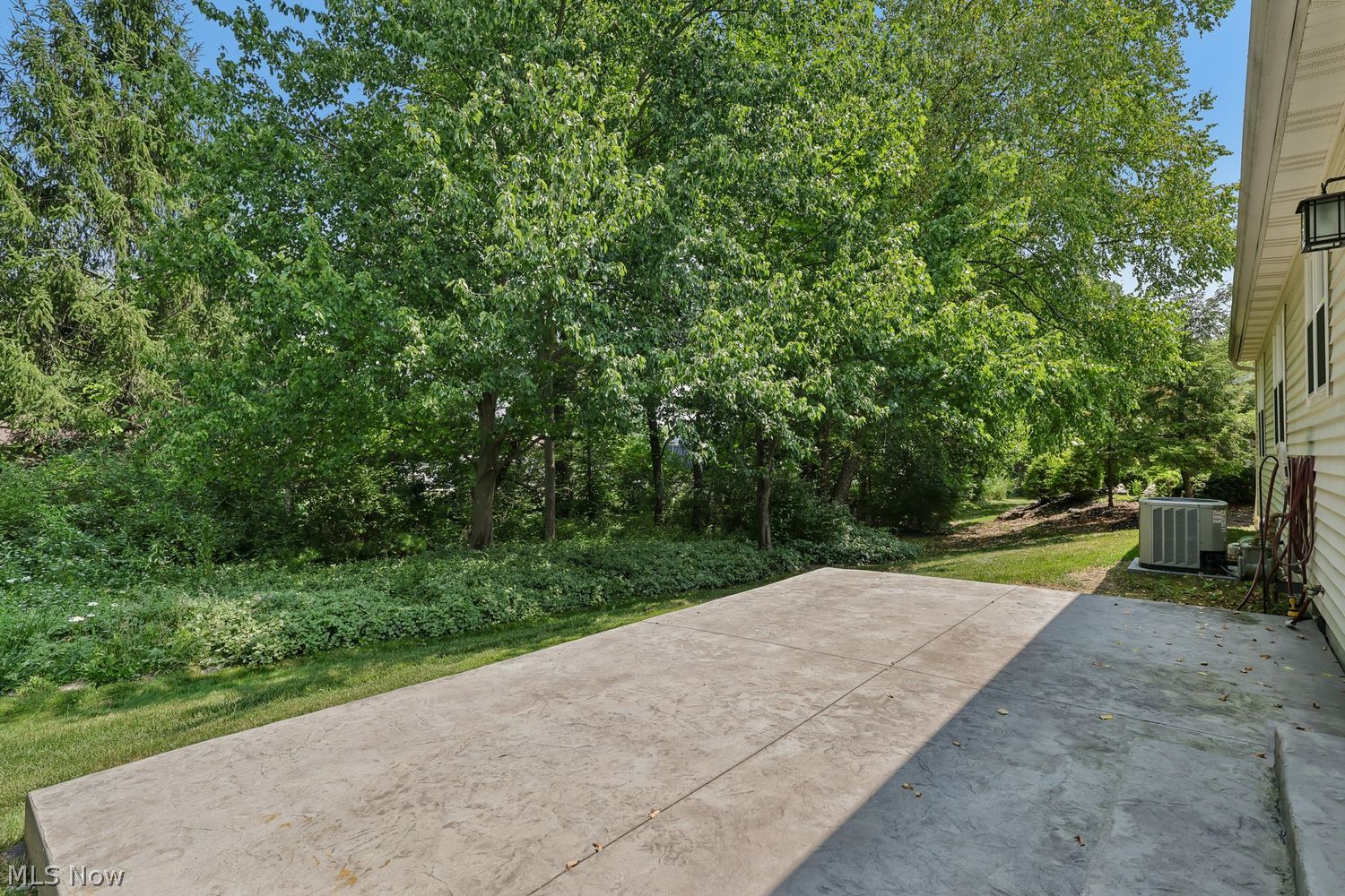 7537 Hillbrook Oval Brecksville OH 44141