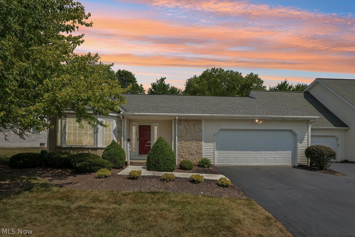 7537 Hillbrook Oval Brecksville OH 44141