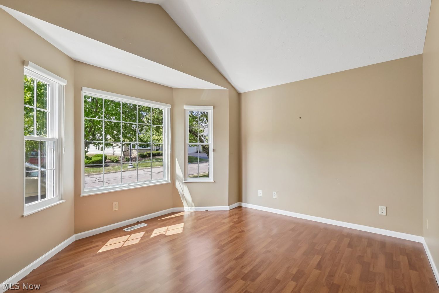 7537 Hillbrook Oval Brecksville OH 44141
