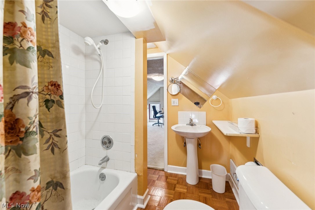 3566 Avalon Road Shaker Heights OH 44120
