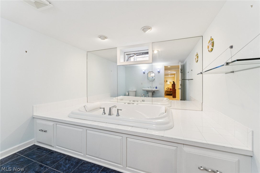 3566 Avalon Road Shaker Heights OH 44120