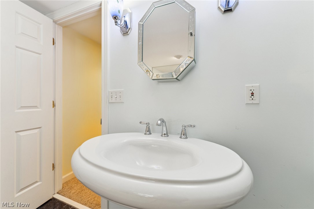 3566 Avalon Road Shaker Heights OH 44120