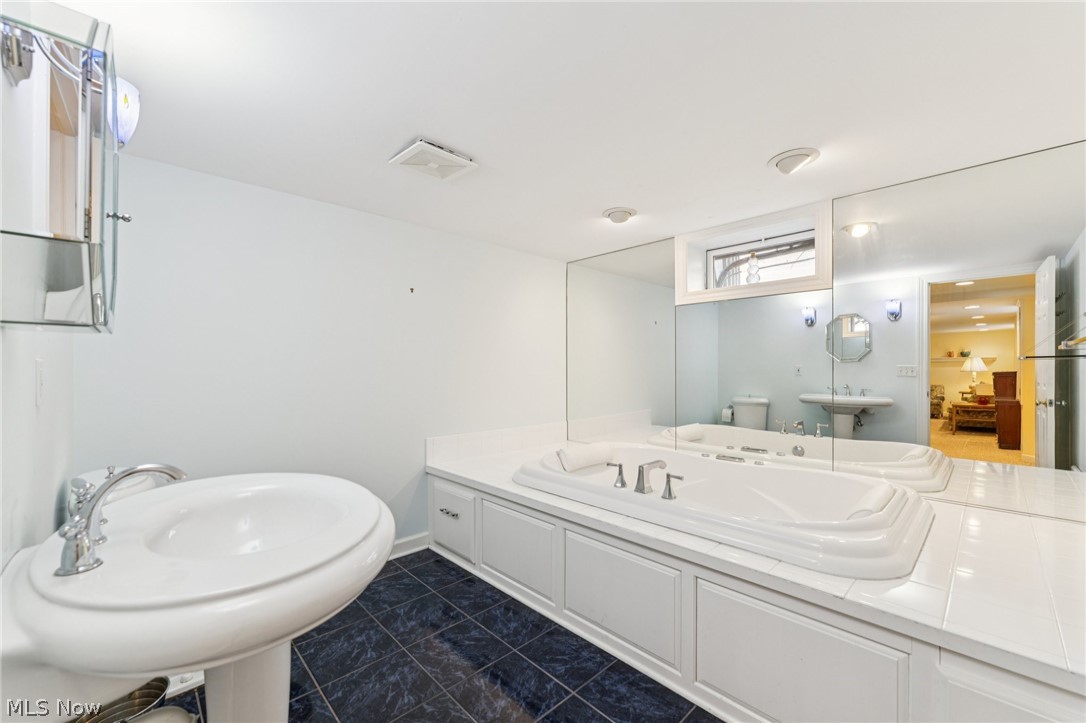 3566 Avalon Road Shaker Heights OH 44120