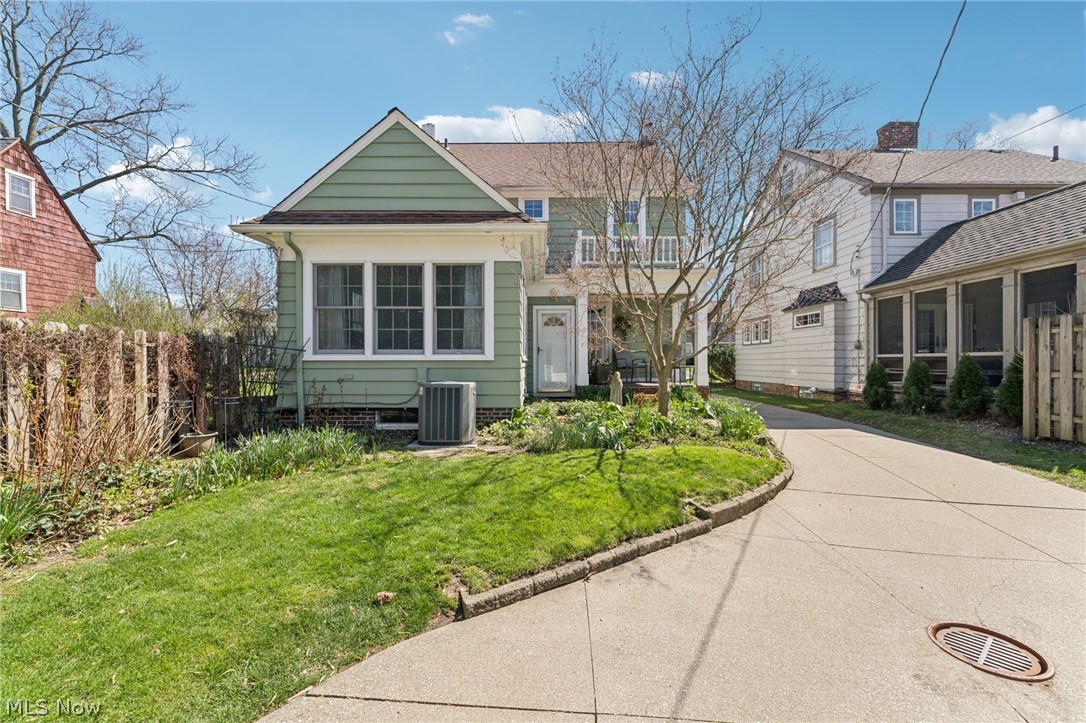3566 Avalon Road Shaker Heights OH 44120
