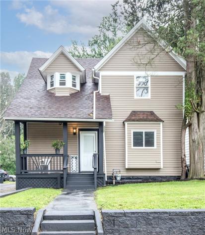 600 E Buchtel Avenue Akron OH 44304