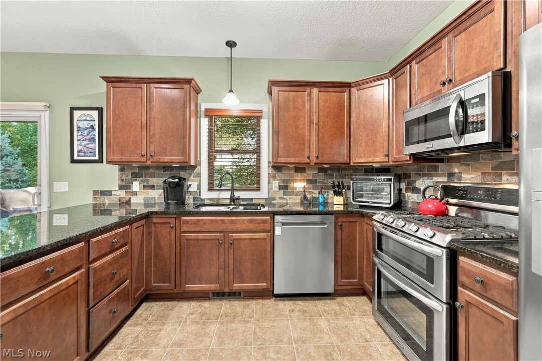 7028 Emerald Cove Avenue NW Canal Fulton OH 44614