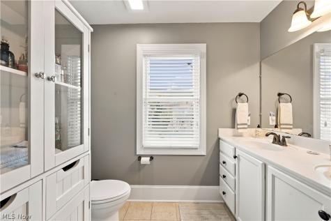 7028 Emerald Cove Avenue NW Canal Fulton OH 44614