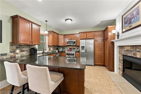 7028 Emerald Cove Avenue NW Canal Fulton OH 44614