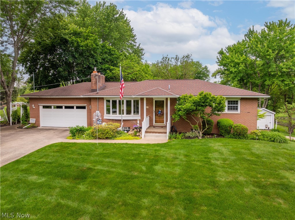 11385 William Penn Avenue NE Hartville OH 44632